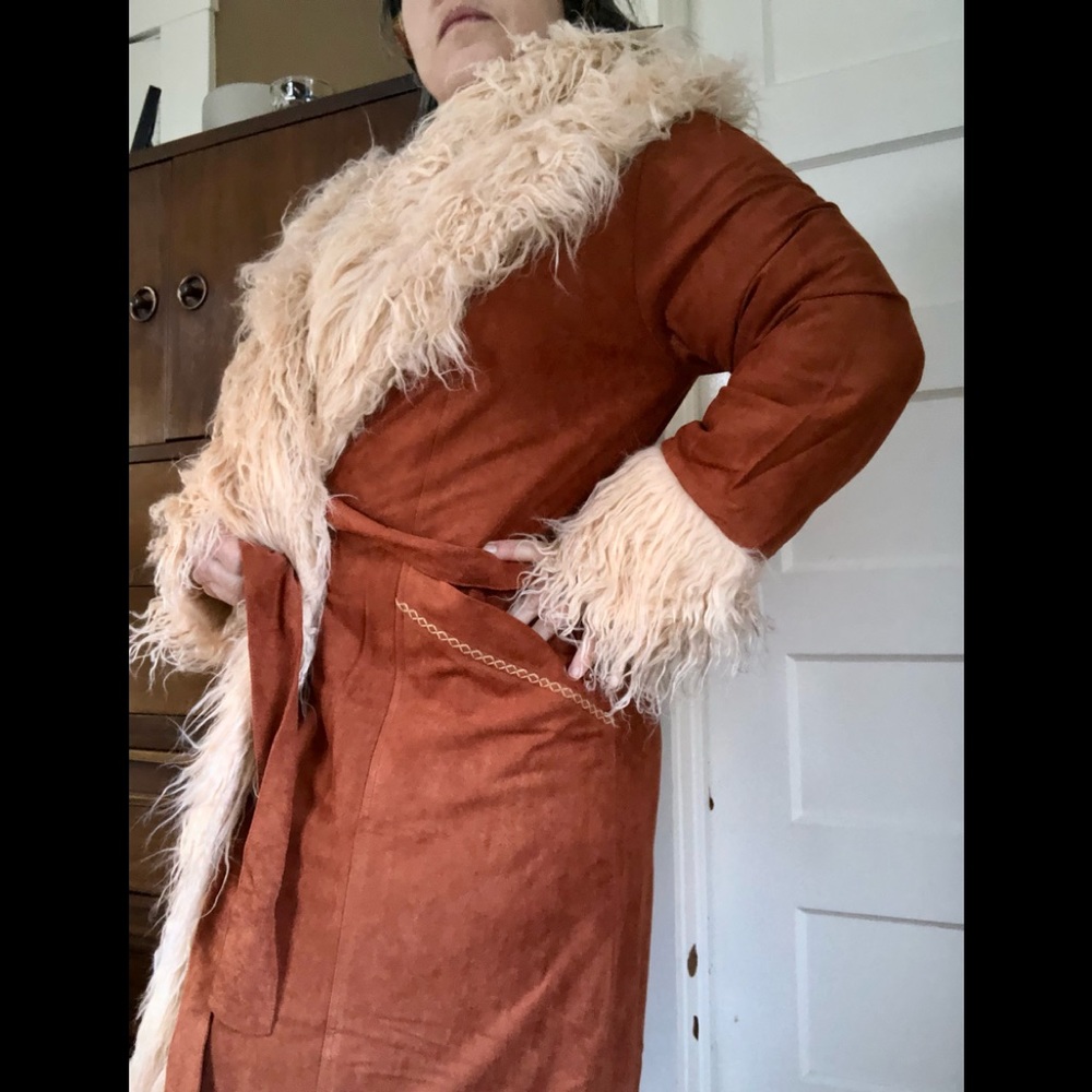 SALE: OFFER $425 TODAY ONLY Joan Jacket - Picture 11 of 14